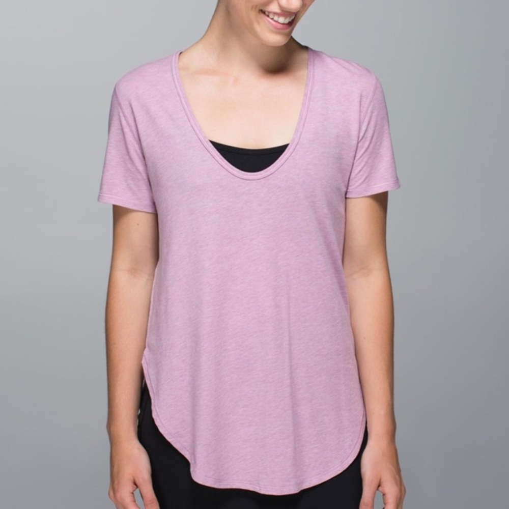 Lululemon Yogini 5 Year Short Sleeve Tee in Heathered Pink, Curve Hem, Size 10